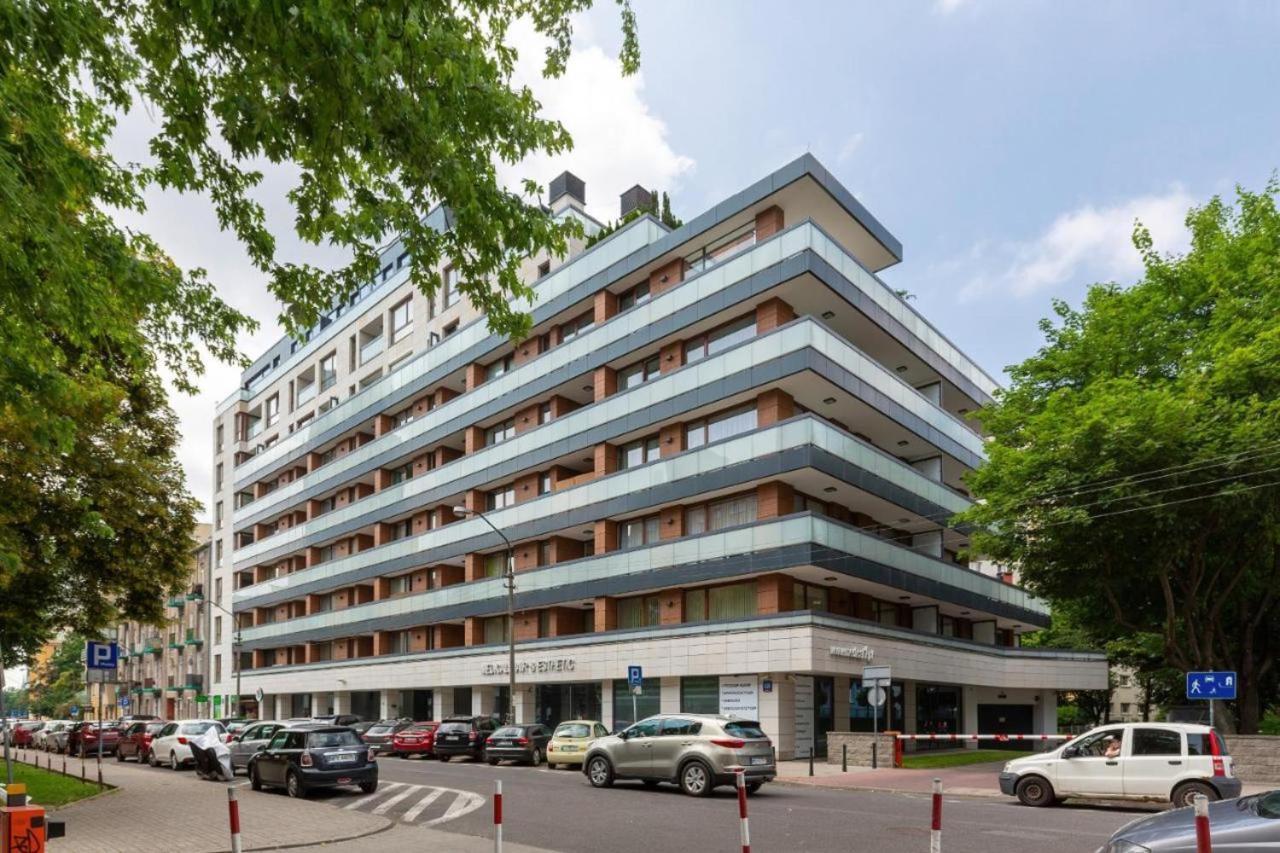 Modern Apartment With Pool Near Golden Terraces Варшава Экстерьер фото